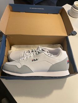 FILA Classic shoes size 13 (NEW)