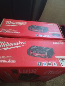 Brand New Milwaukee Packout Radio $325 Firm Pickup In Oakdale