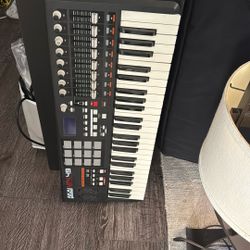 Akai Mpk49