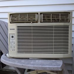 12,000 BTU Kenmore Air Conditioner 
