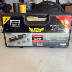 Southern Tools Bit Shooter Master, 24 Bits, 24 Screwdrivers in one. Qty. 6-Each