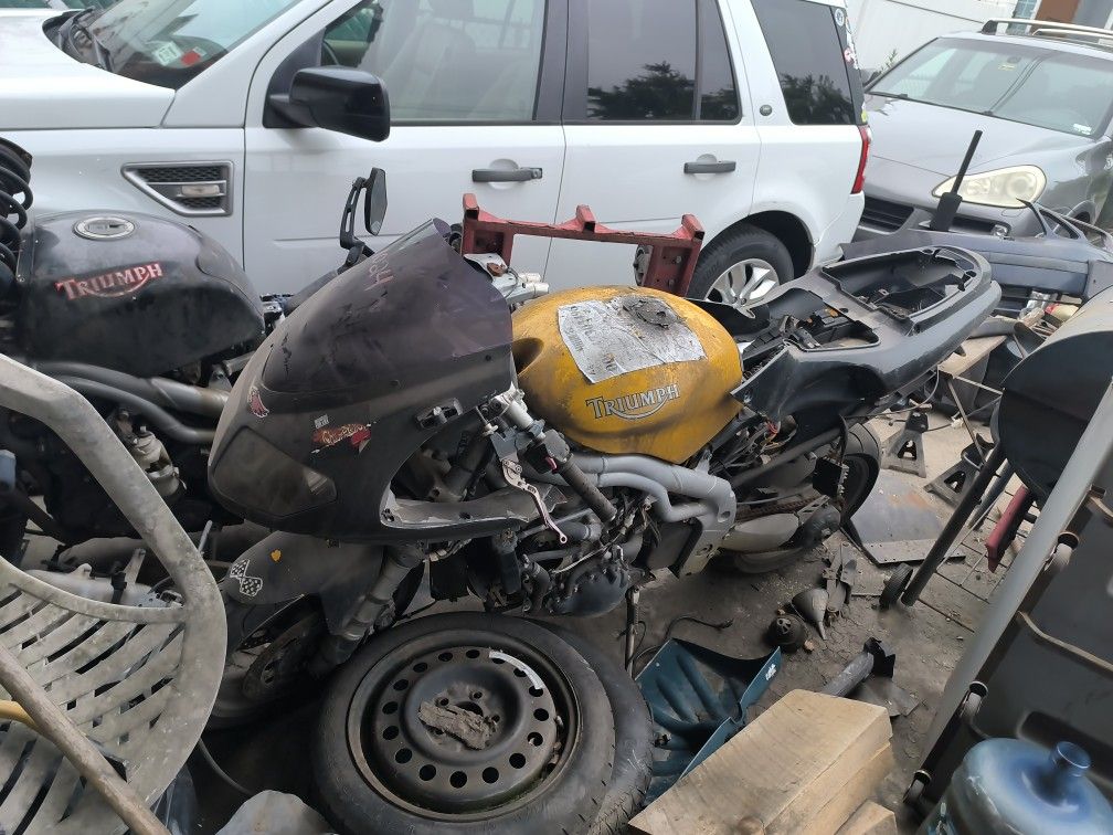 2004 Triumph Daytona