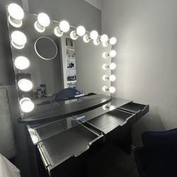 Make Up Vanity