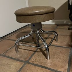 Pedigo Adjustable Height Surgery Doctor Stool
