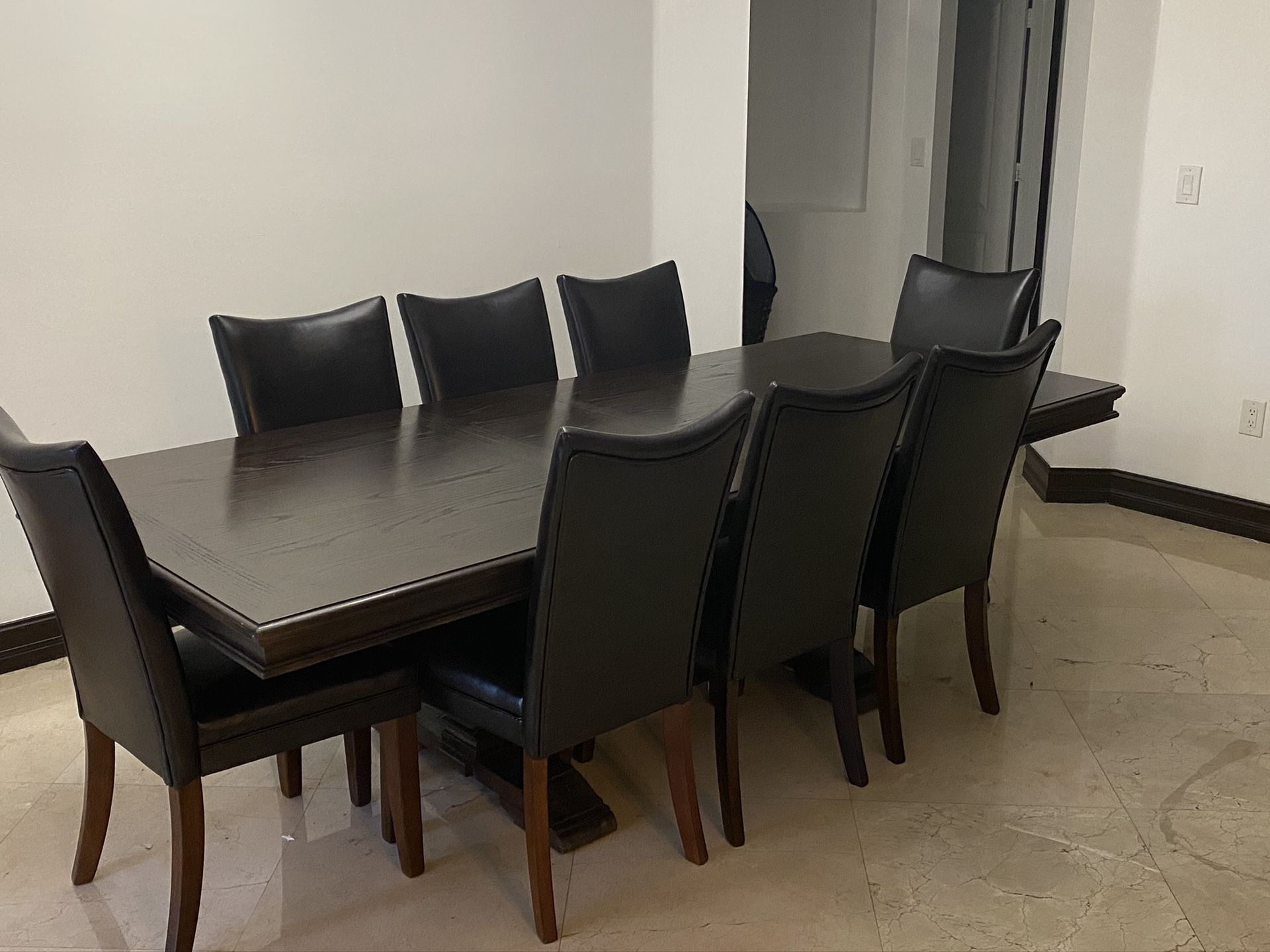 Dinning room table 9 piece set