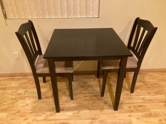 Table & Chair Set