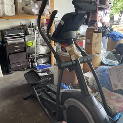 Nordic Track Elliptical