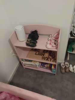Book shelf