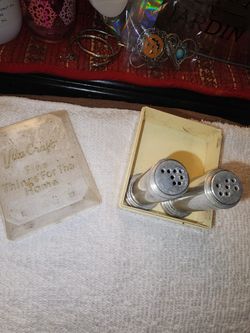 Salt @ Pepper Antique Shakers