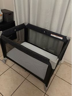 cosco kids play pen with mattress
