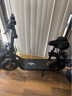 Phantomgogo Commuter R1 Seated Electric Scooter