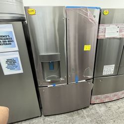 GE 3 DOOR REFRIGERATOR