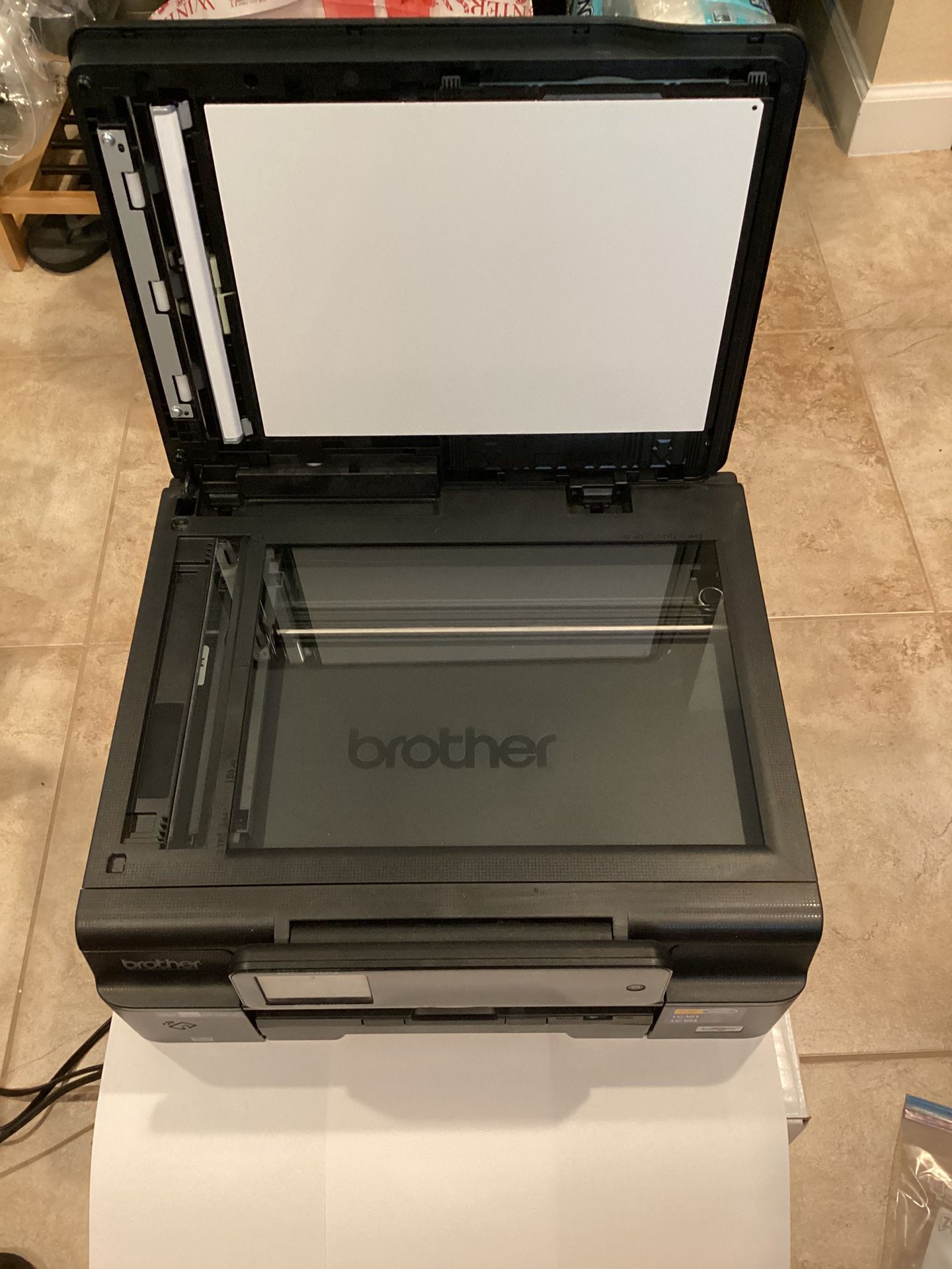 Brother Multifunction Printer w/ 6 Ink Cartridges