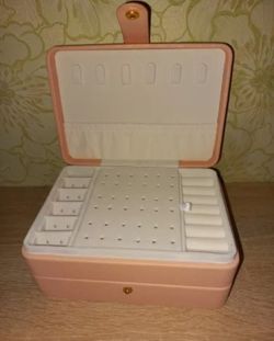 Jewelry Box for Women Girls Girlfriend Wife Great Gift, Medium PU Leather Jewelry Organizer Storage Case with Two Layers Display