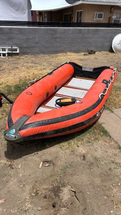 Inflatable boat