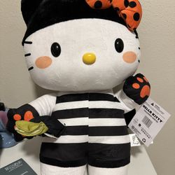 Hello Kitty Bandit Greeter