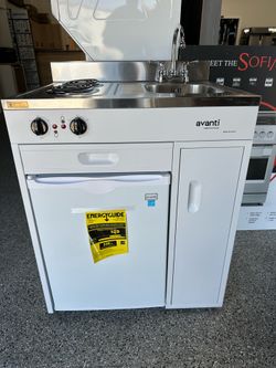 Avanti Compact Kitchen