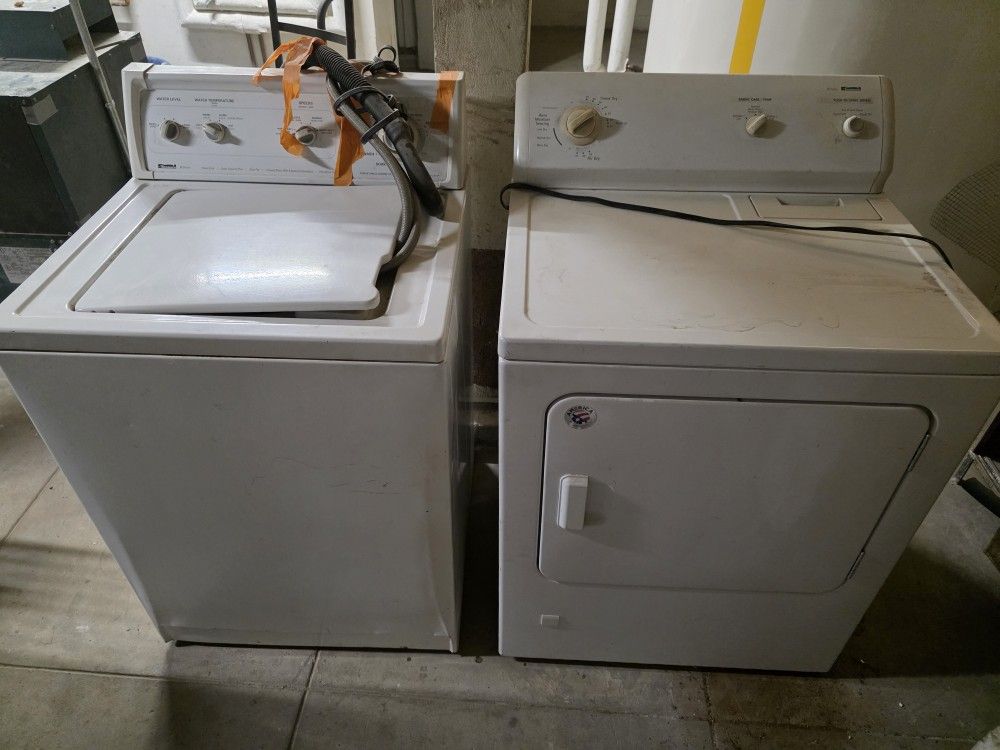 Kenmore Heavy Duty 80 series super capacity Plus quiet Pak 3-speed motor with four-speed combinations Ultra rinse system
