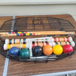 Croquet Set player- Vintage Eddie Bauer 