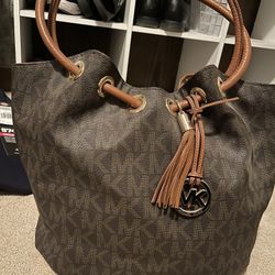 Michael Kors Shoulder Handbag