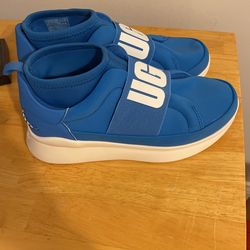 UGGS SHOES