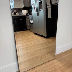 36” x 24” - Beveled Edge, Rounded Rectangular Bedroom/Living Room/Bathroom Mirror