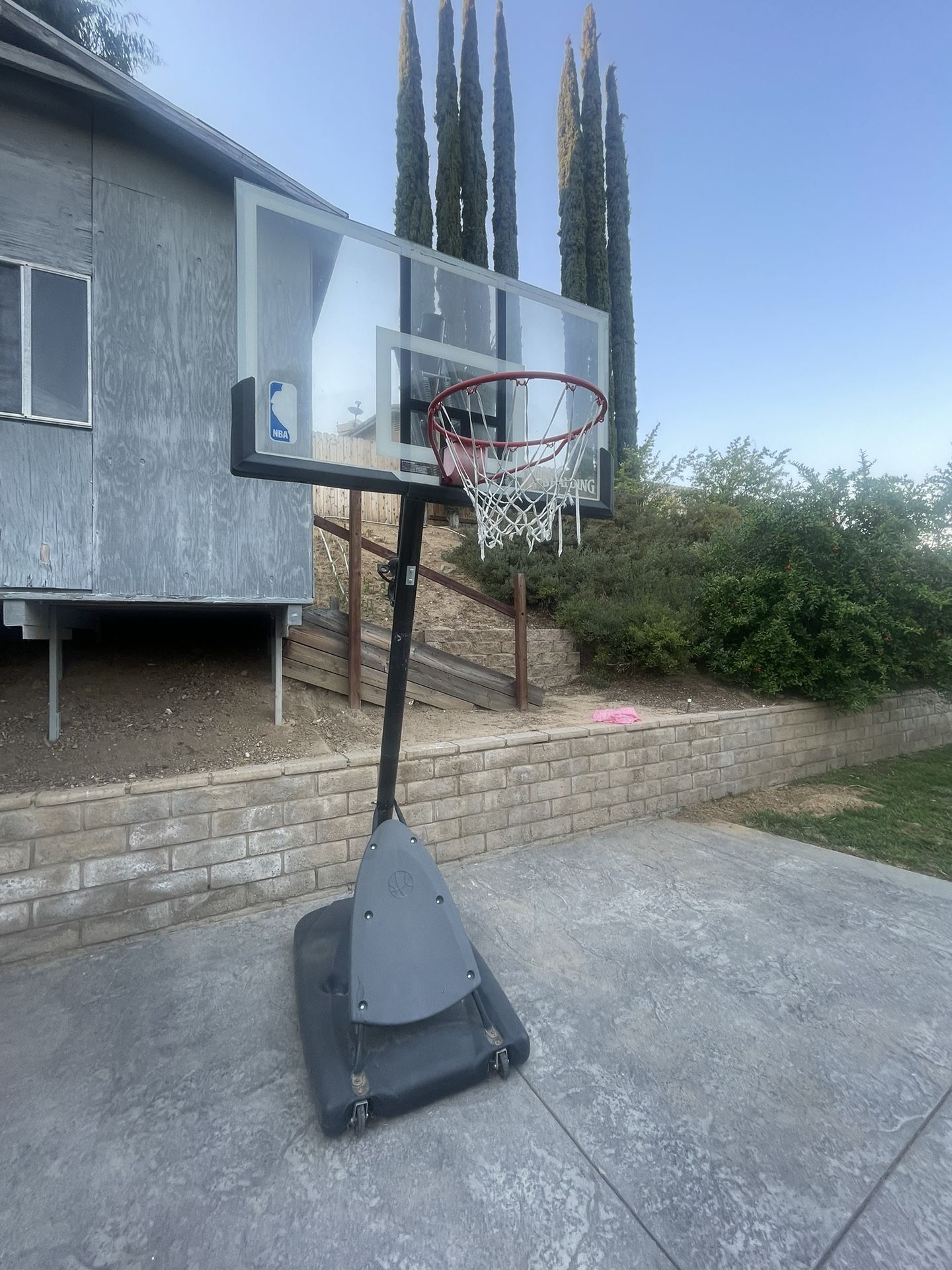 Spalding Basketball Hoop (Firm)