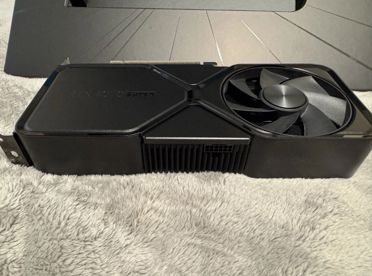 RTX 4070 Super FE - Mint Condition