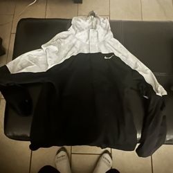Nike 3M Hooded Windrunner