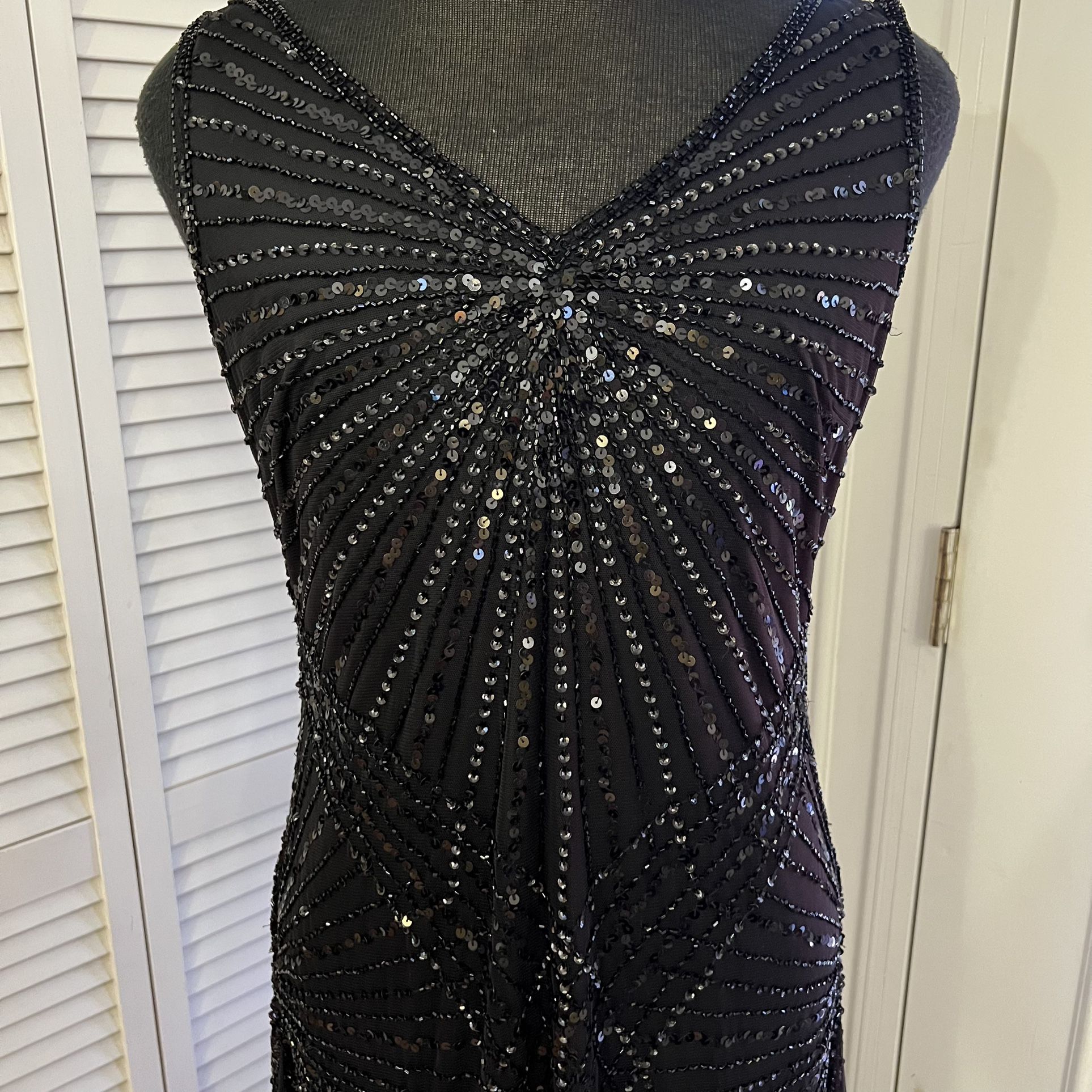 J Kara Black Evening Dress - greenwatershopping.com J Kara Black Evening Dress - greenwatershopping.com