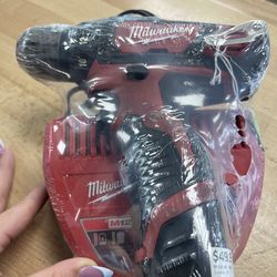 Milwaukee drill/driver