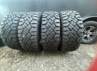 LT285/70R17 Goodyear Wrangler Duratrac AT $1200