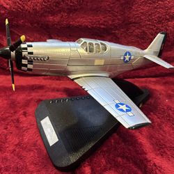P-51 B MUSTANG WORLD WAR II FIGHTER PLANE TELEPHONE By TELEMANIA COLLECTIBLE