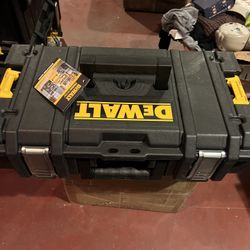 Dewalt Tough System DS 150 Stackable Organizer