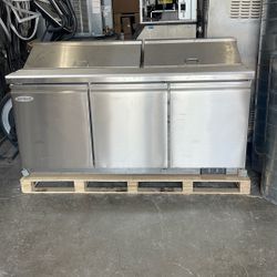 Serv-ware  Sandwich Prep 