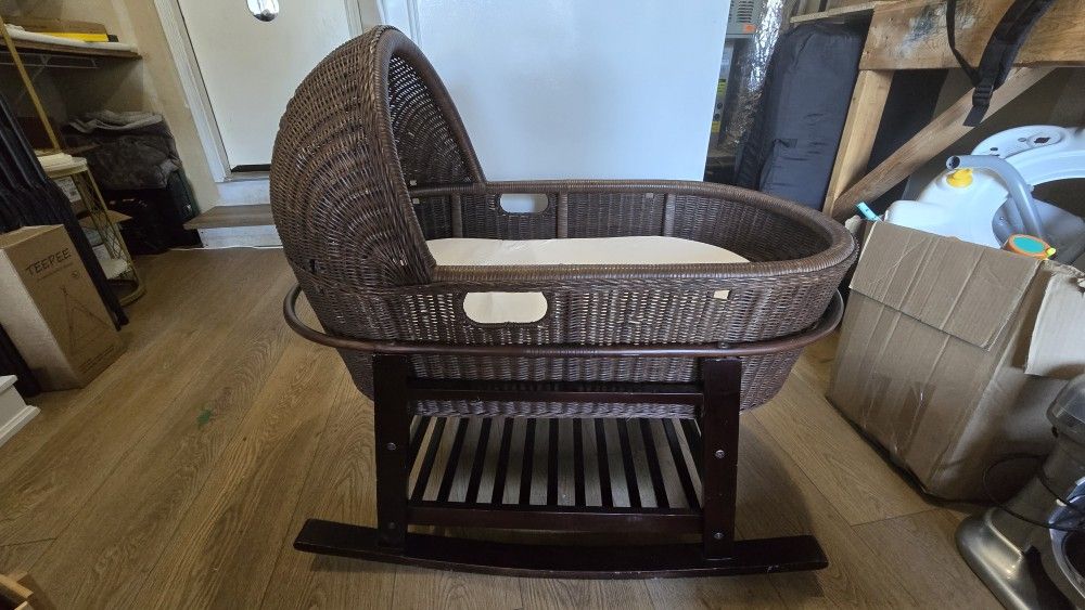 Baby cradle