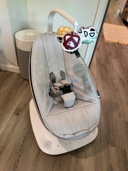 4moms MamaRoo With 5 Point Harness