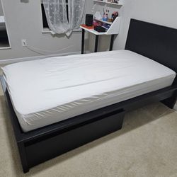 2 twin bed frame .