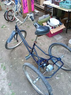 Adult Blue Three-Wheel Tricycle