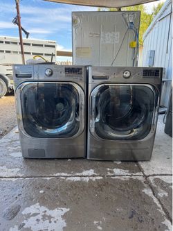LG WASHER AND DRYER