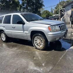 Parts 2002 Jeep Grand Cherokee For Parts Only 