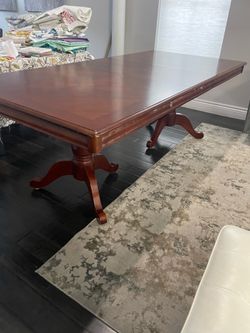 Dining room table