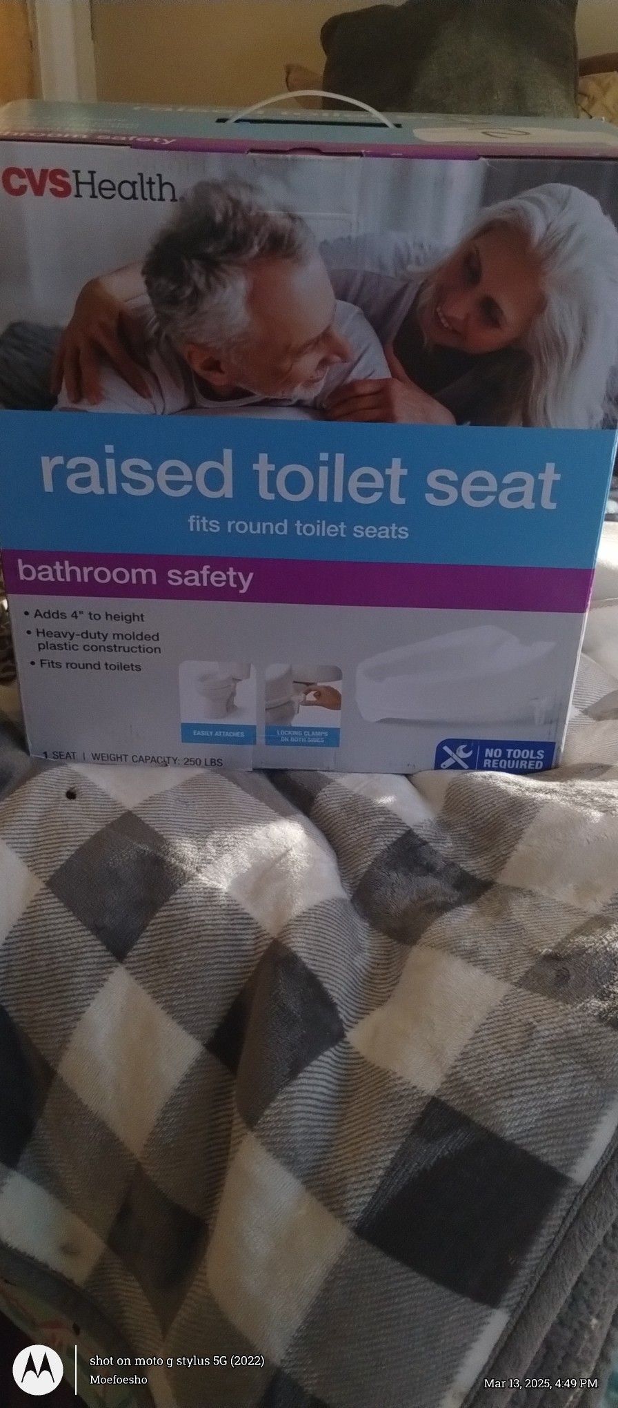 CVS Raised Toilet Seat
