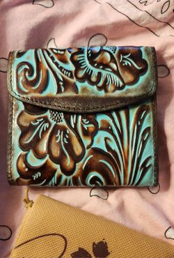 Gorgeous New Patricia Nash Wallet