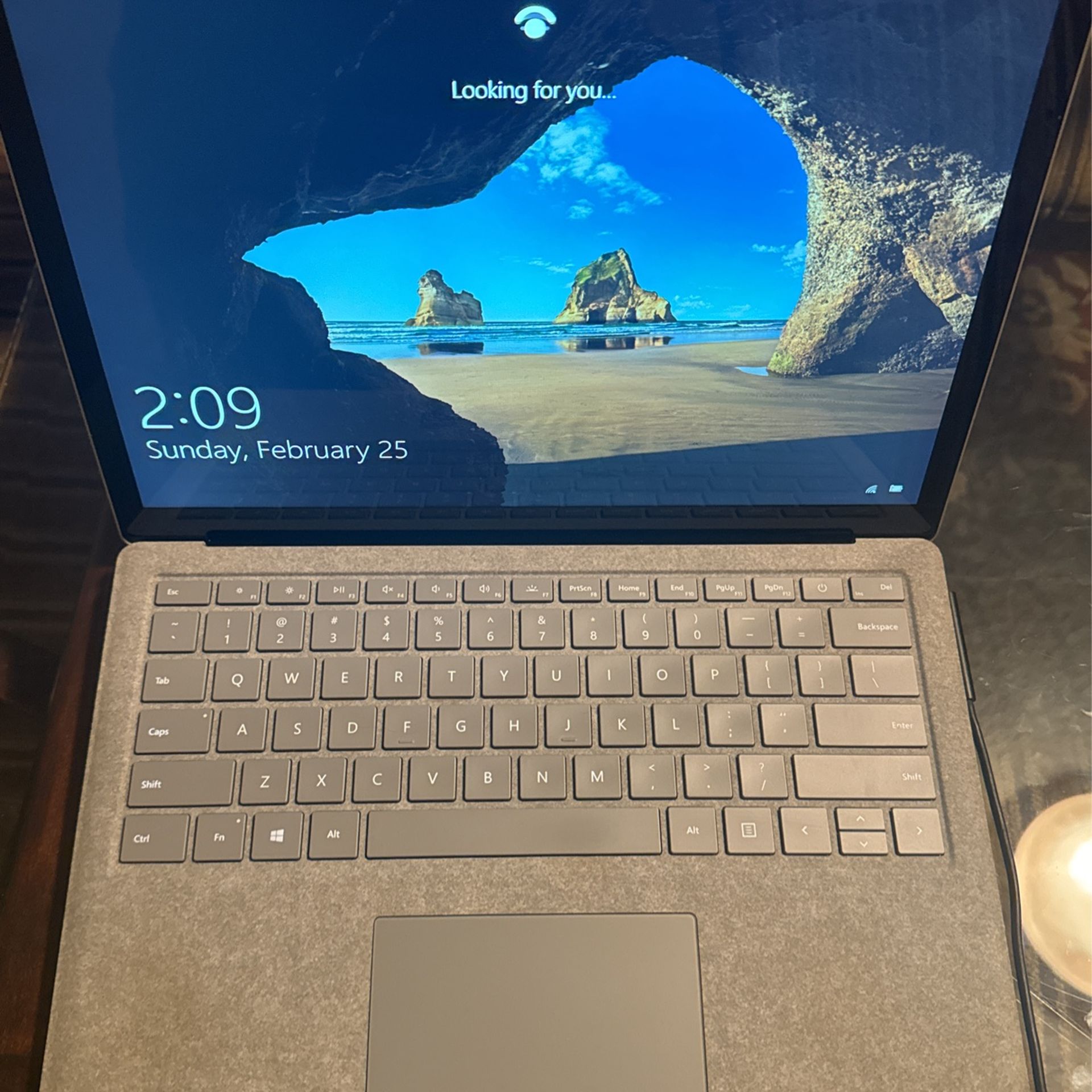 Surface Laptop 2