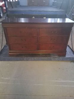 CHERRY WOOD DRESSER