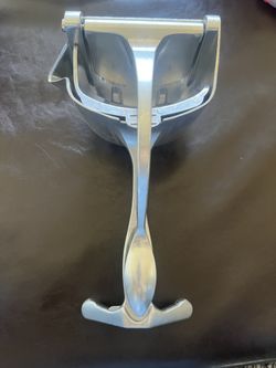 Used Like New Condition Juicer. 