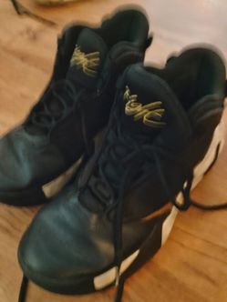 Jordan max aura 4, Jordan flights