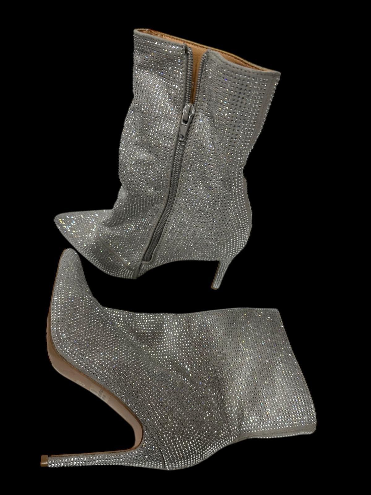 Used Womens Boots Size 8 