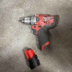 Milwaukee M12 Drill